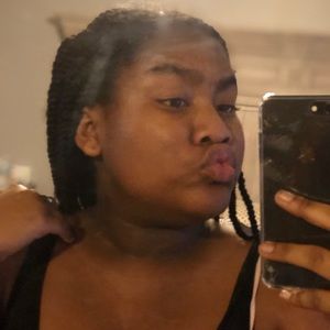 Meet your Posher, Markayla